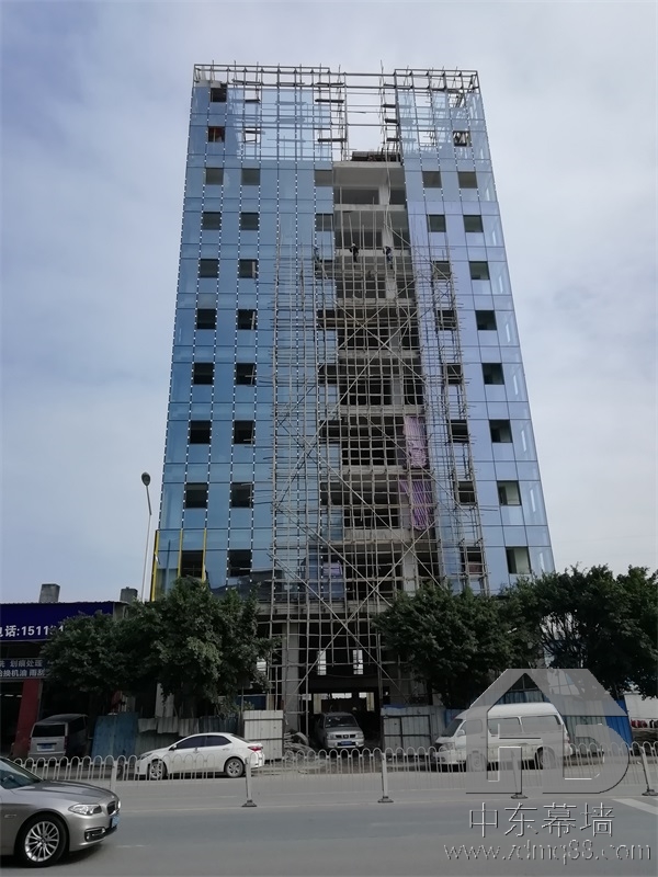 无缝铝板赢咖7的优势与实用性