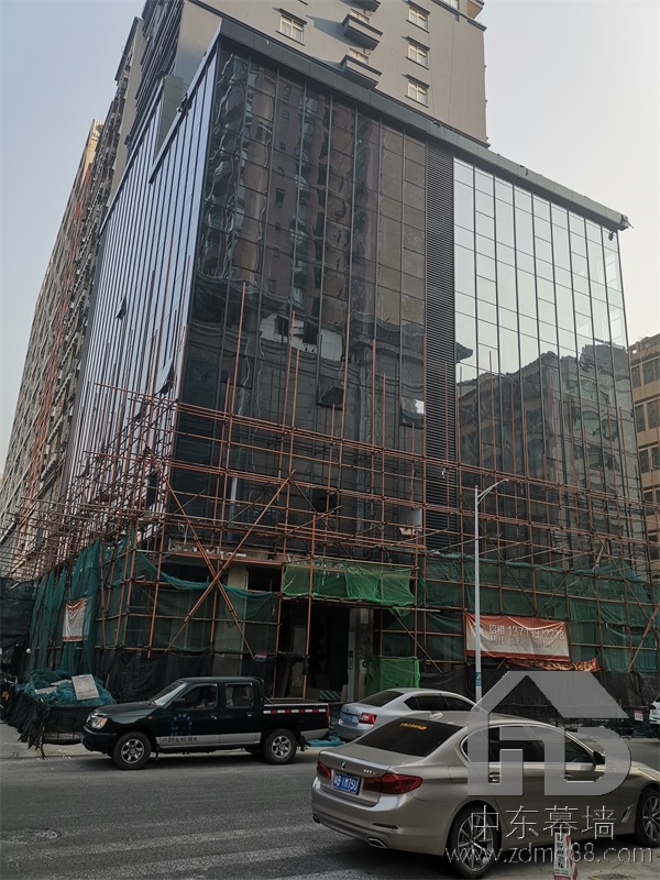 为什么现代建筑用赢咖7？
